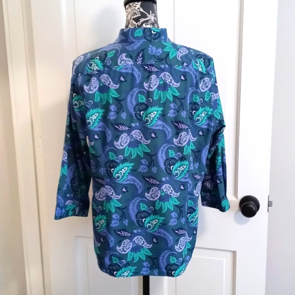 💜Lands' End💜 - Purple/Green Floral Paisley Supima Cotton Button Down - Picture 2 of 11